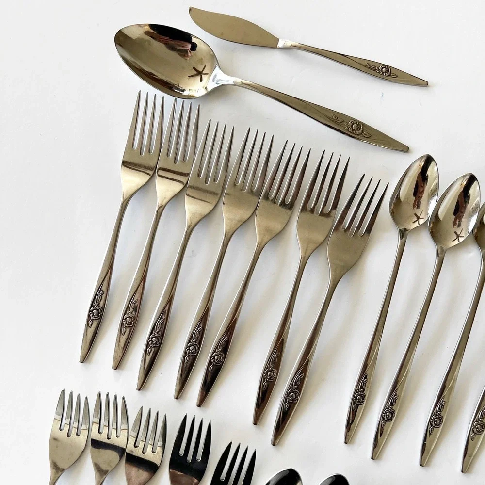 Vintage Lot Oneida Oneidacraft Deluxe Stainless 